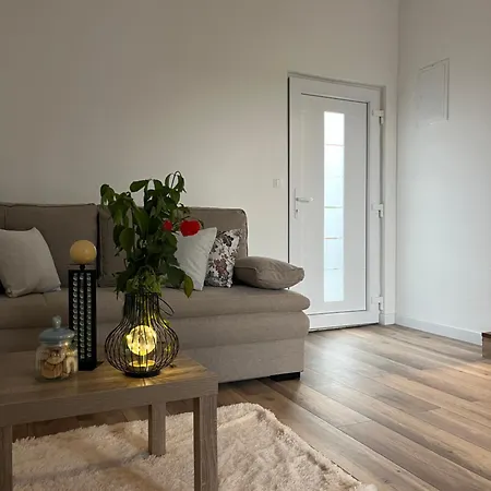 House Roza With Two Apartment