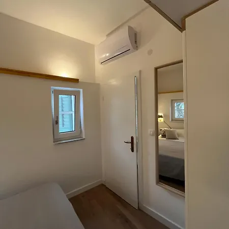 Apartment House Roza With Two Trogir