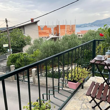 Apartment House Roza With Two *